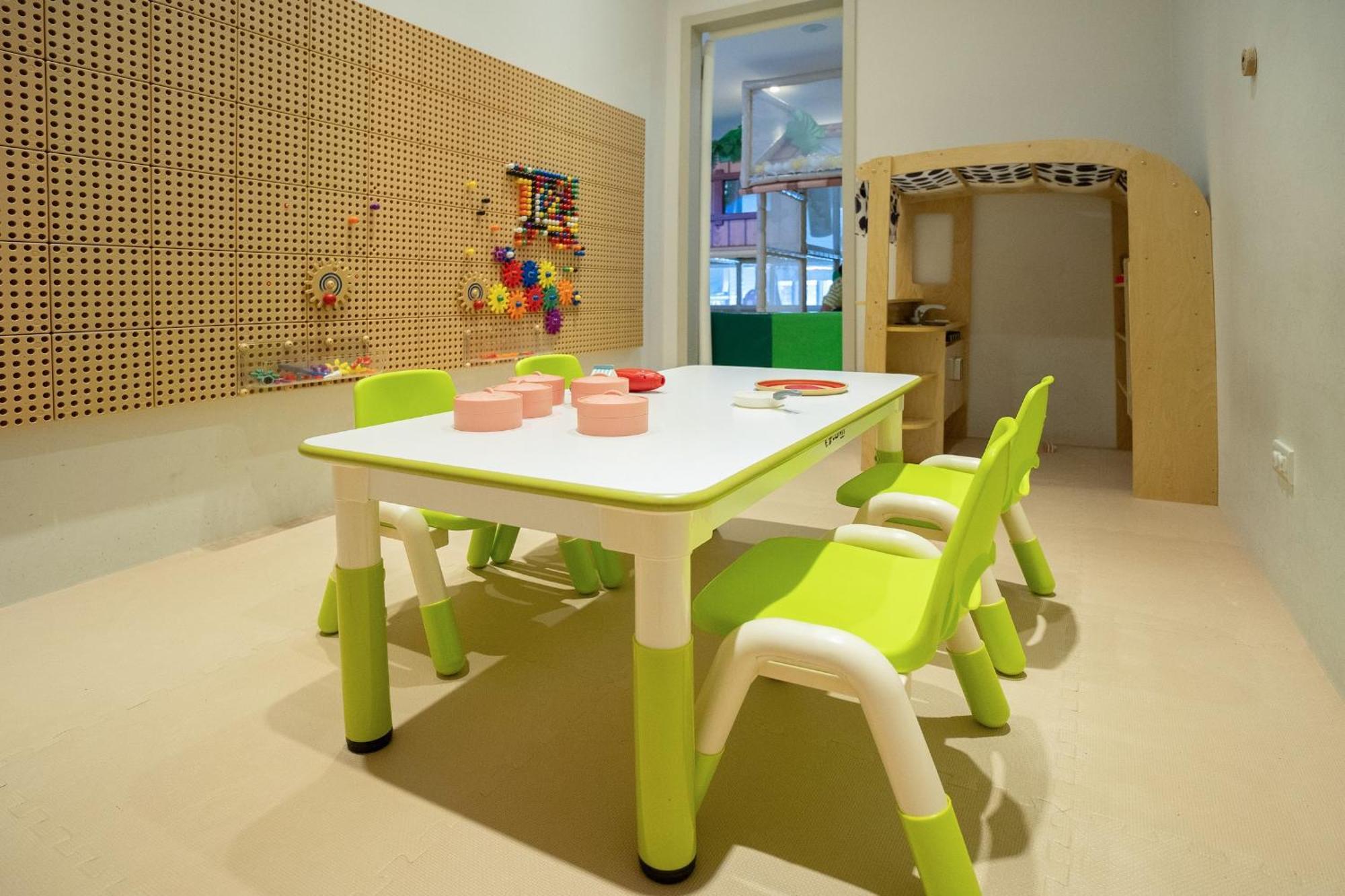 Check Inn Magi Kids Hotel Luodong Exterior photo