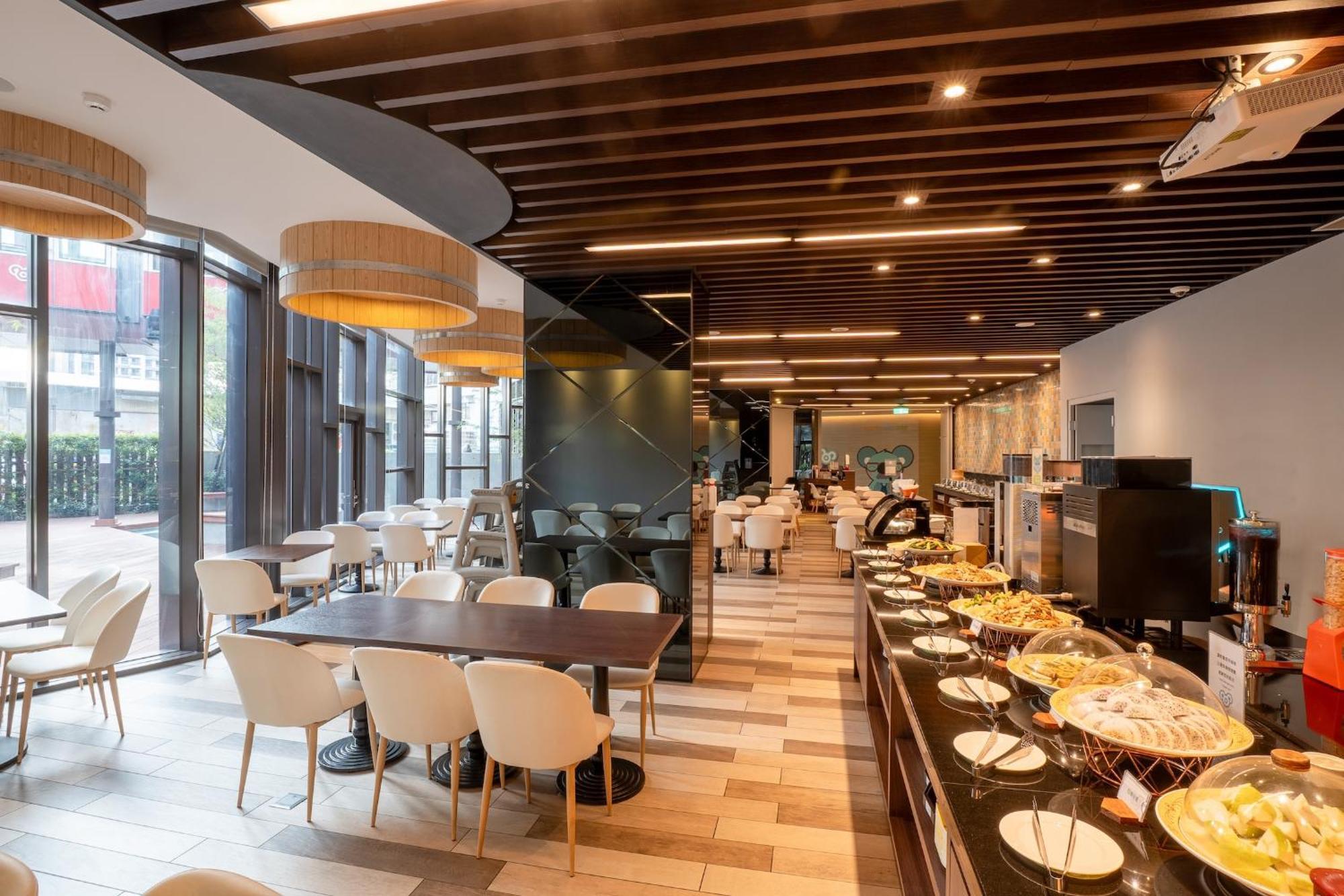 Check Inn Magi Kids Hotel Luodong Exterior photo