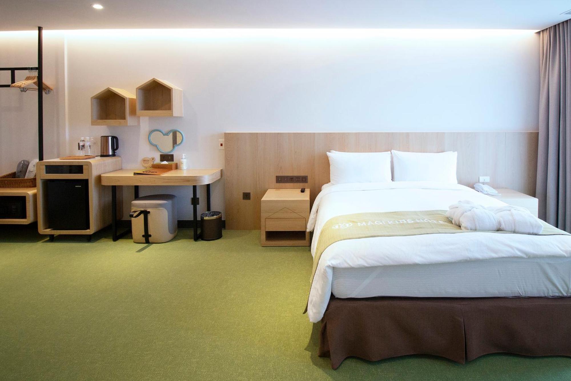 Check Inn Magi Kids Hotel Luodong Room photo